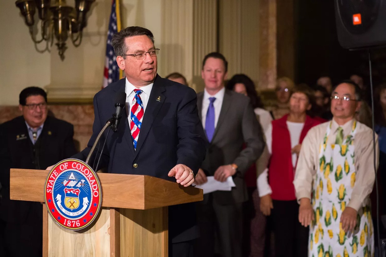 Senator and Citizens Had a Shouting Match Over Oil and Gas Censorship