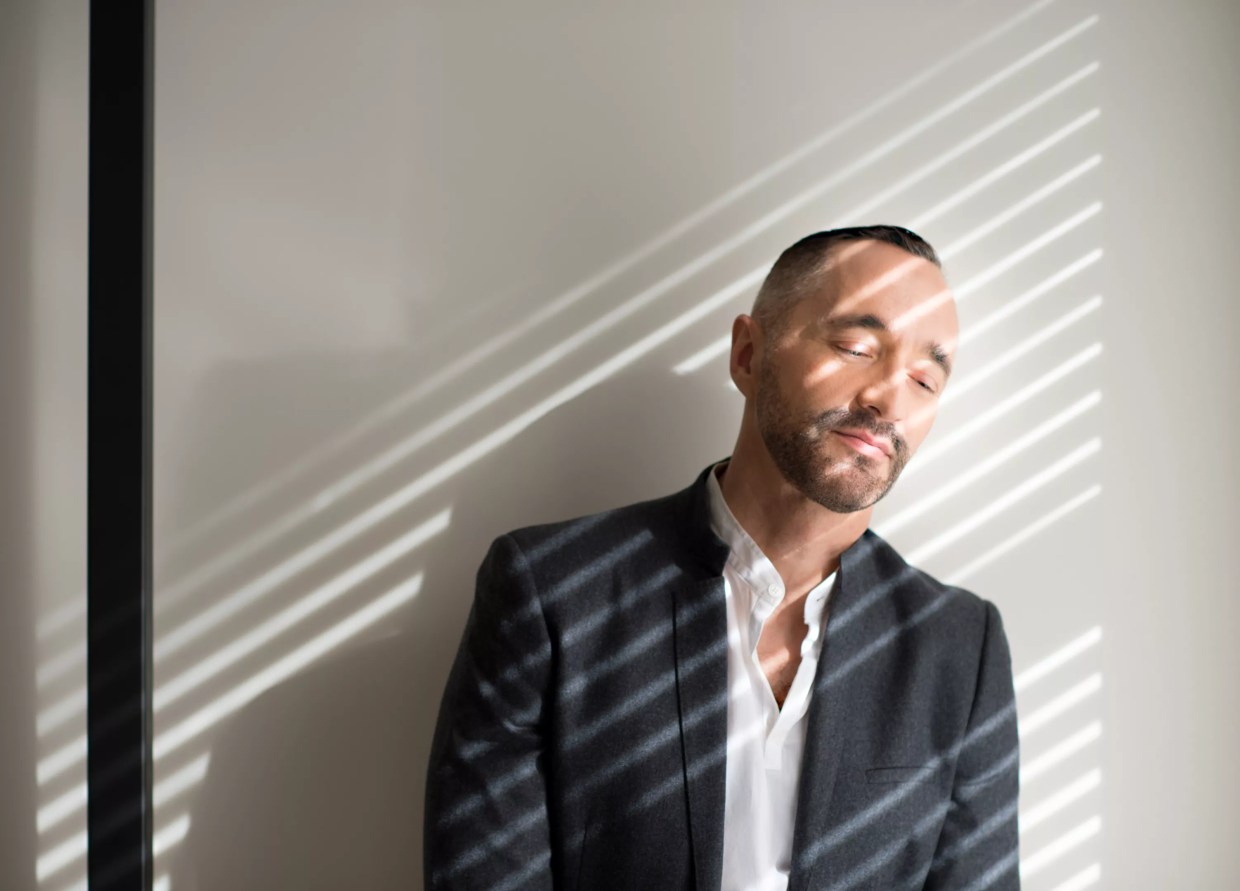 Theo Bleckmann Explores the Beauty of Death on His New Album