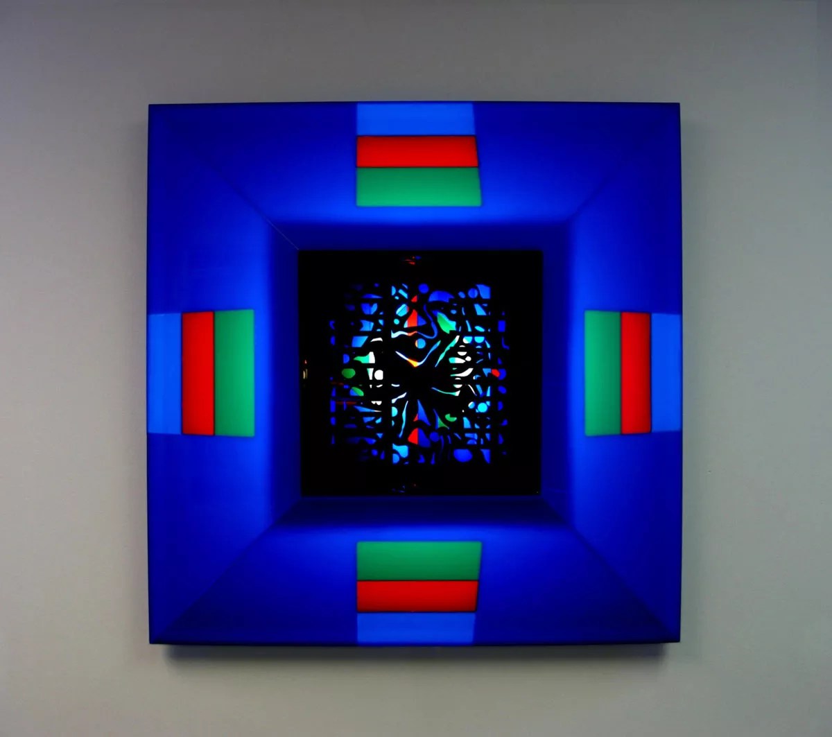 Review: <em>Lumonics Then & Now </em> Shines at Museum of Outdoor Arts