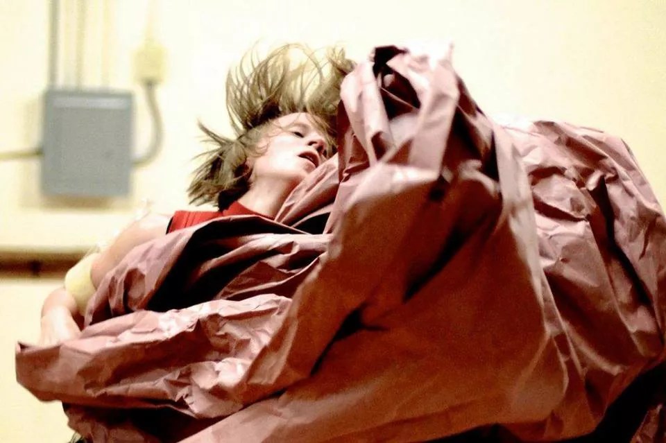 Laura Ann Samuelson Wants to Complicate What a Solo Dance Is