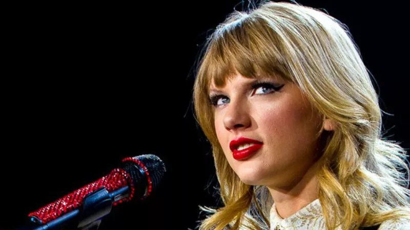 Taylor Swift Coming to Denver in August for DJ David Mueller Butt-Grabbing Suit
