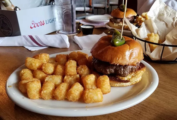 Every Restaurant and Bar Opening and Closing This Week