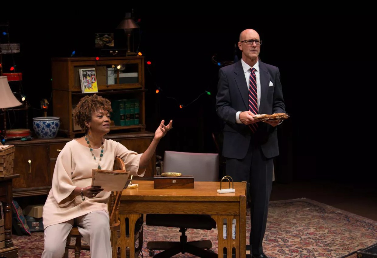 Review: This <i>Love Letters</i> Has the Write Stuff