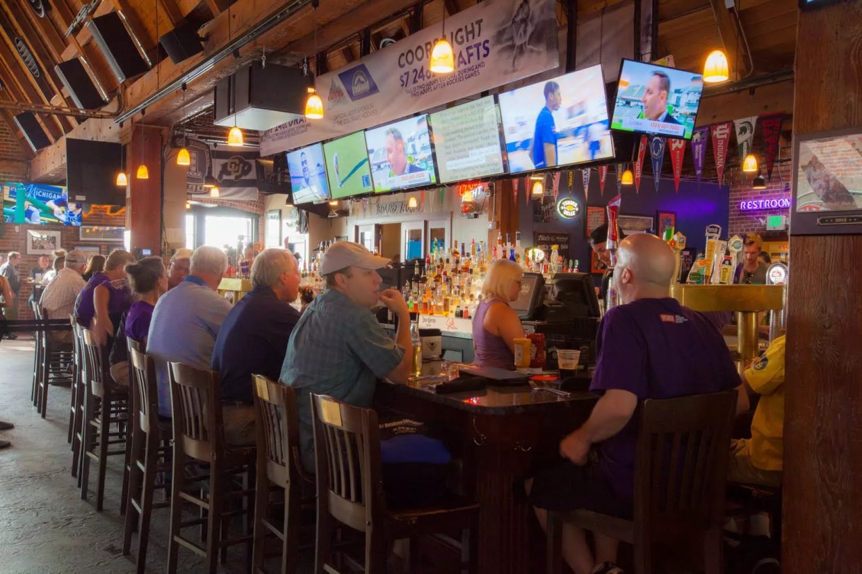 Catch Your College Team at These Sports Bars for March Madness