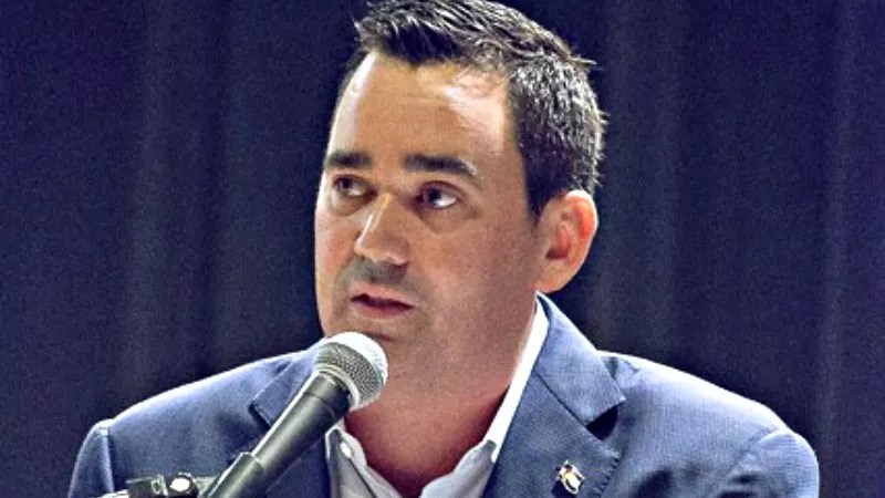 Walker Stapleton Is From a Loaded Connecticut Suburb — Just Like Me