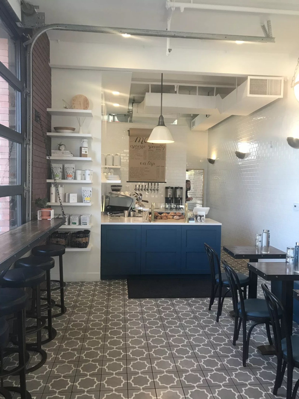 Blue Sparrow Coffee Showcases Small-Batch Roasters From Around the World