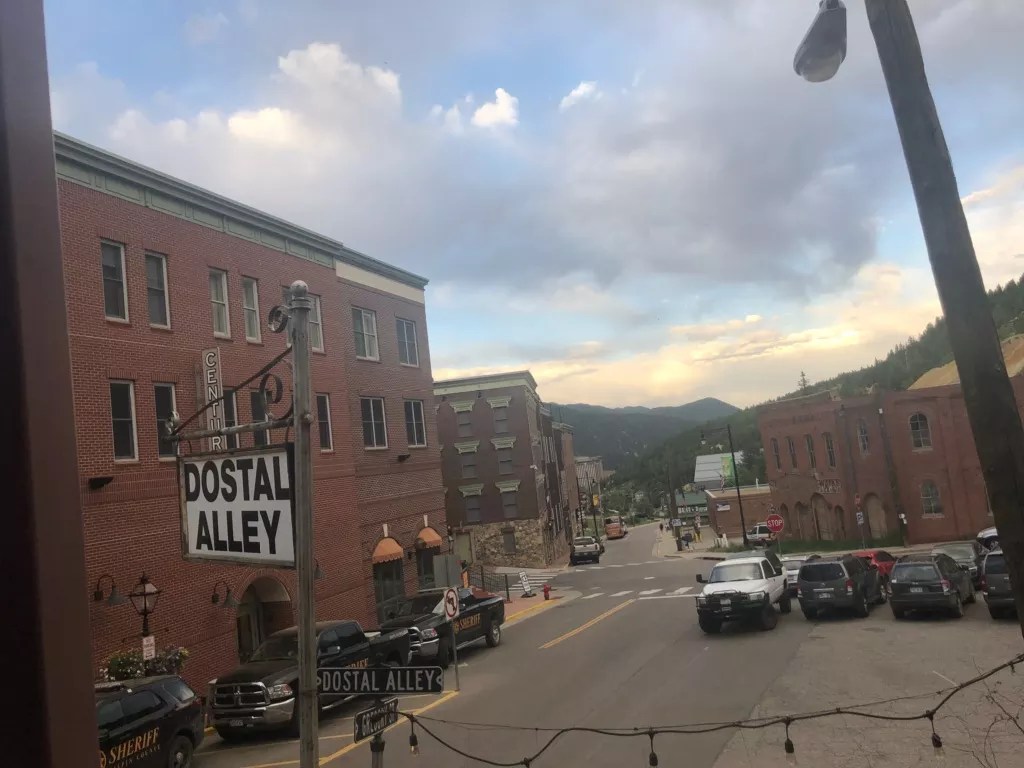 Support Your Neighborhood Bars: West and Southwest Suburbs