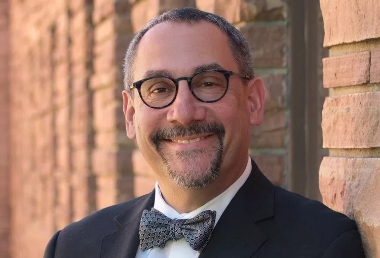 Rabbi of Colorado’s Largest Synagogue Starts Performing Interfaith Marriages