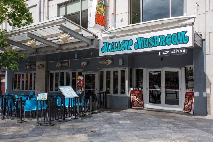 exterior of a mellow mushroom