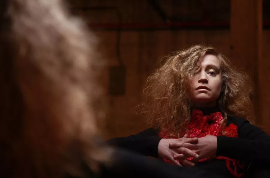 Snap, Crackle, Poppet: Molly Raney Experiments on the Outskirts of Pop