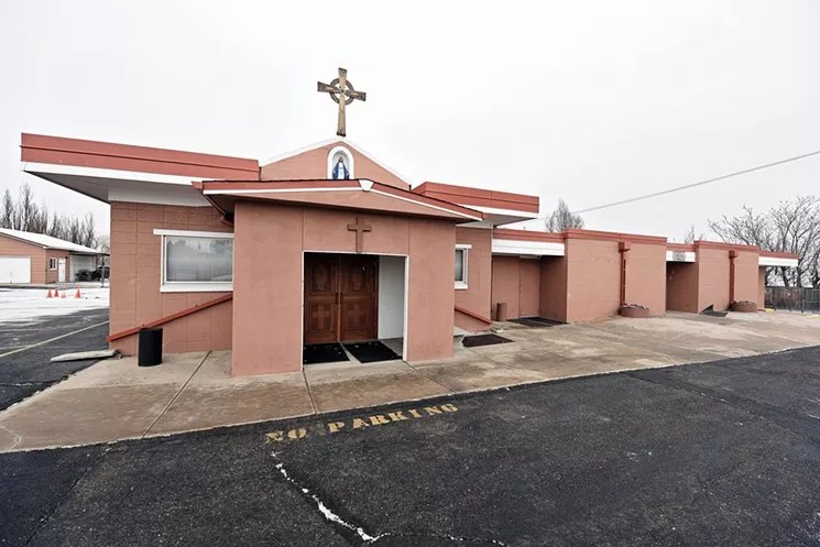 Our Lady of Visitation Congregants Plan Christmas Eve Candlelight Vigil