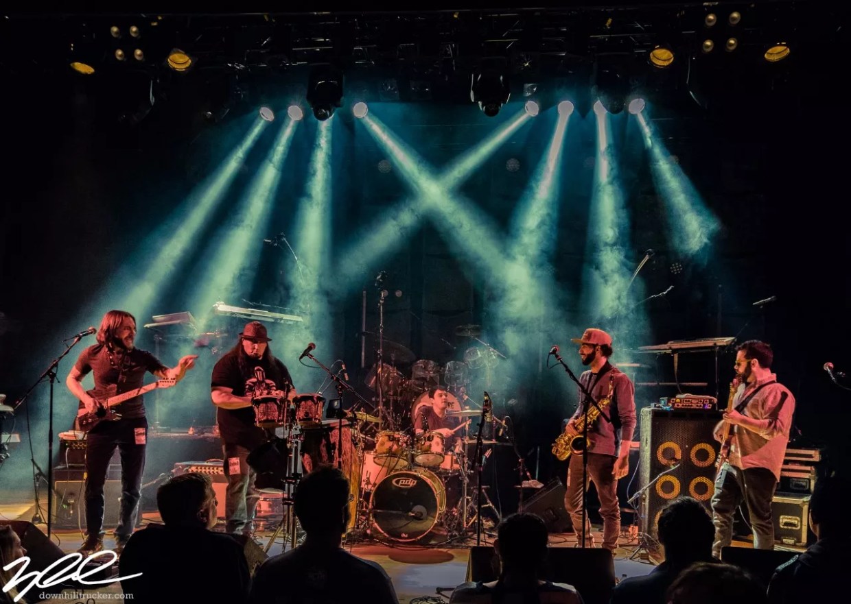 Sixty Minute Men Knows What It Takes