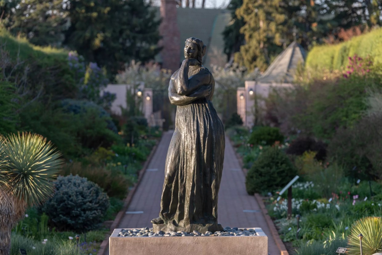 <i>Human|Nature</i> Takes Sculpture Back to the Gardens