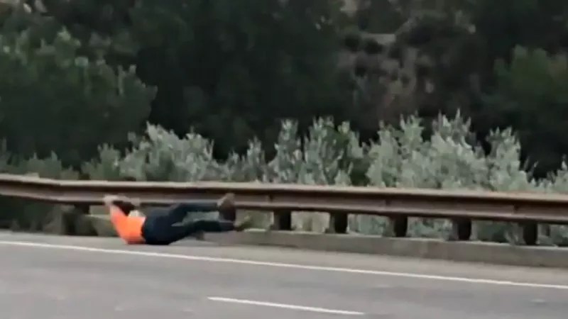 Police Shooting of Fleeing Man Eerily Similar to De’Von Bailey Killing