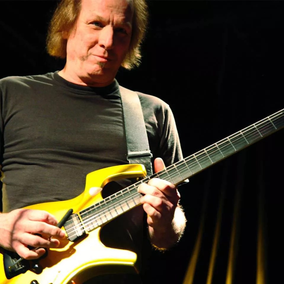 How Frank Zappa Helped Guitarist Adrian Belew Play With the Greats