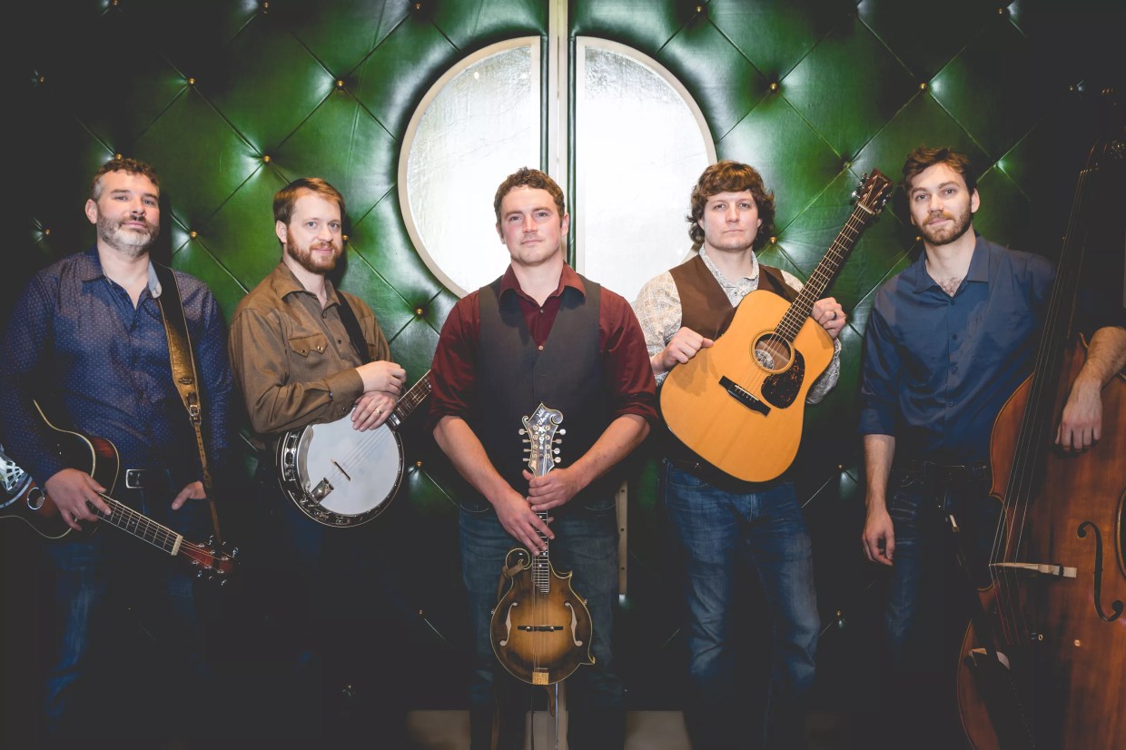 Tune in: Rising Bluegrass Band Wood Belly Talks <i>Man on the Radio</i>