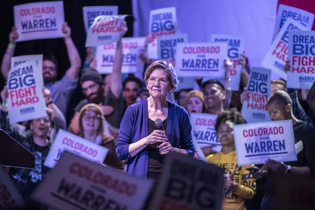 Elizabeth Warren Tells Denver Crowd She’s Not Done Fighting