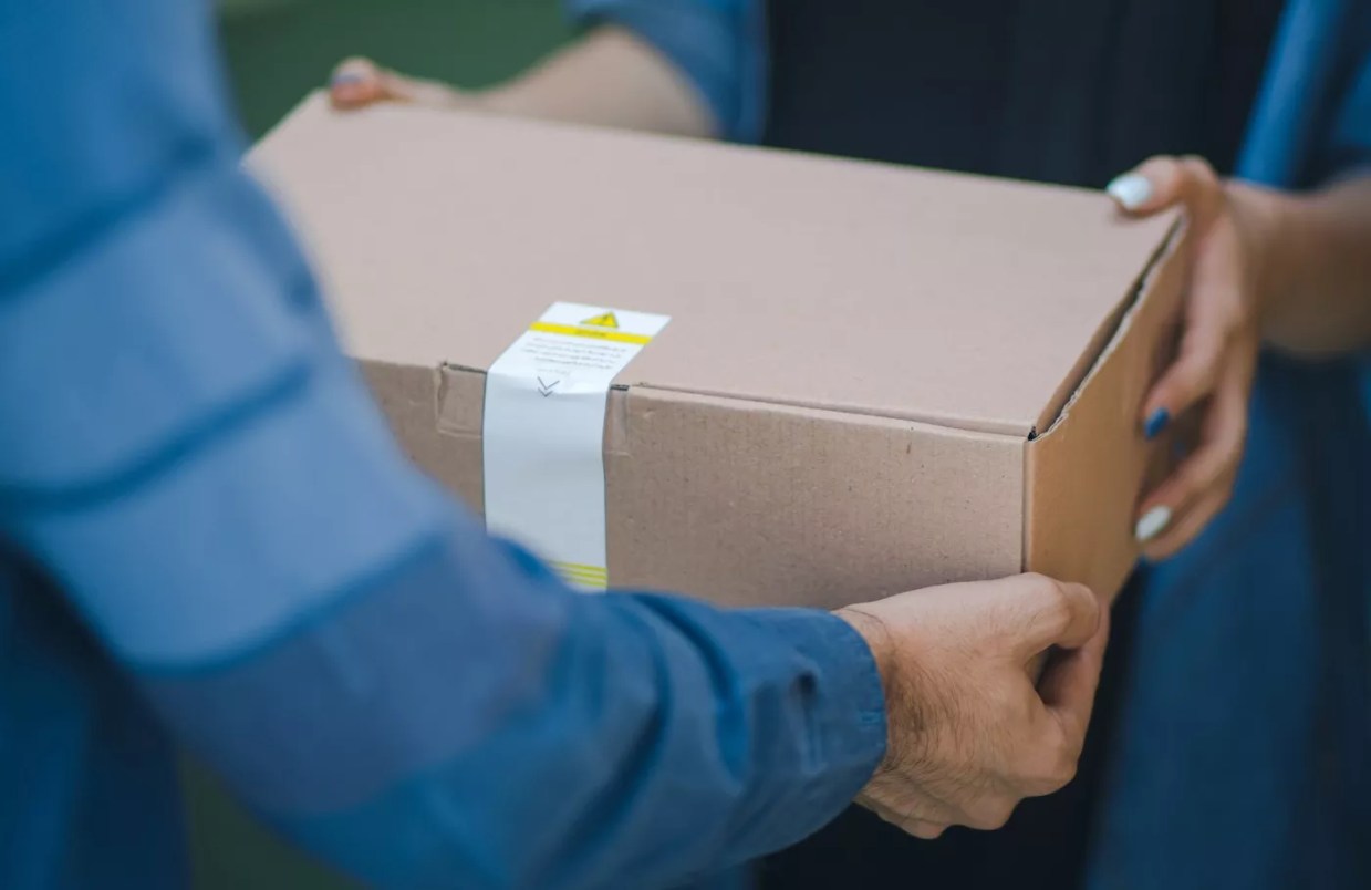 Unlicensed Marijuana Delivery’s Bold, Bizarre Existence in Denver