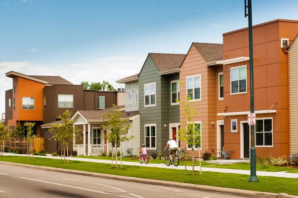 Op-Ed: Being Neighborly Means Talking to Your Neighbors