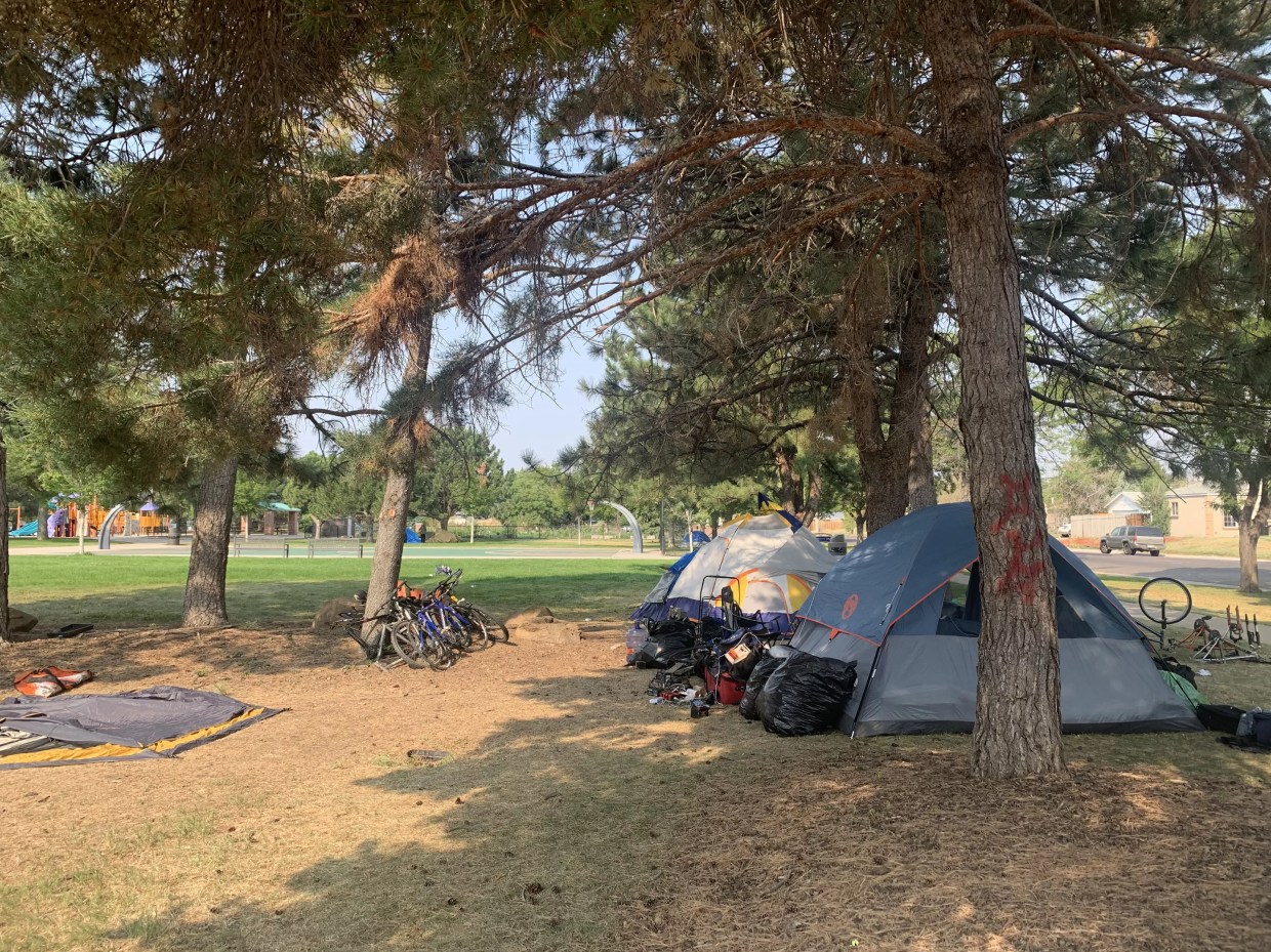 Aurora City Council Votes for Urban Camping Ban on First Reading