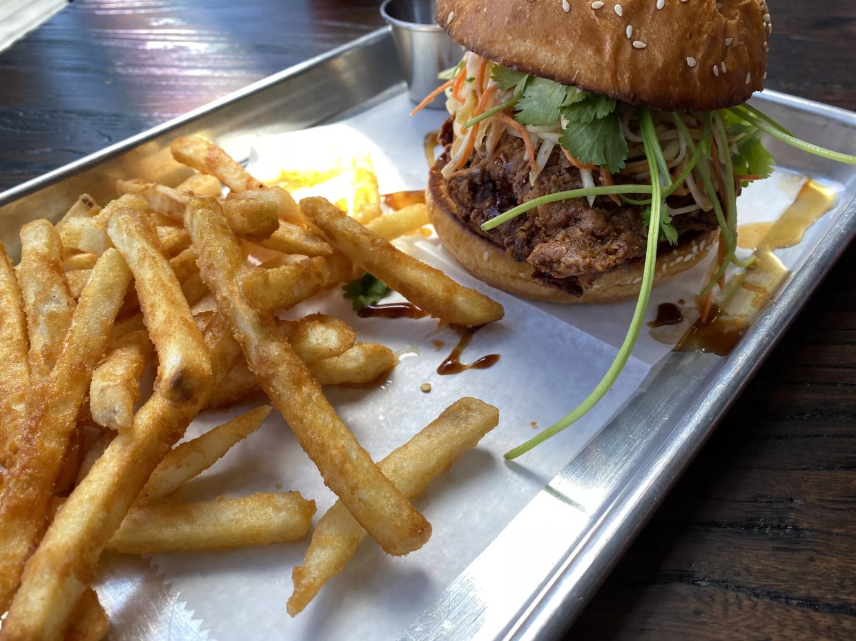 Every Restaurant and Bar Opening and Closing This Week