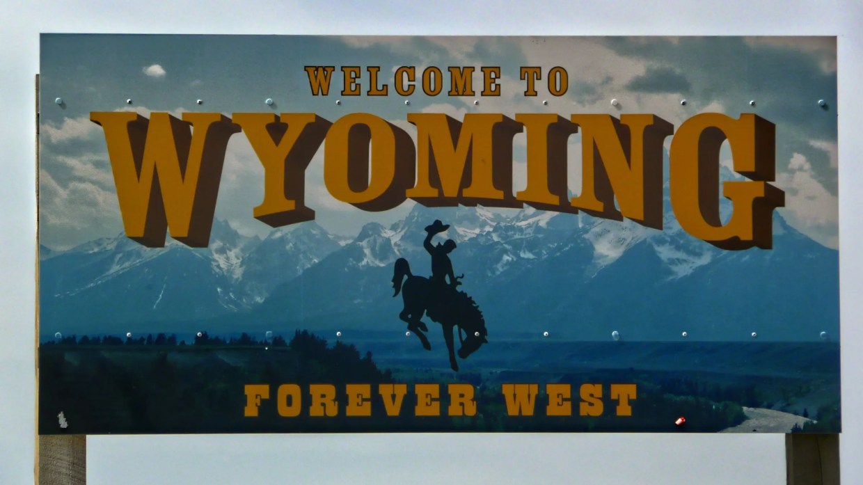 States Surrounding Colorado Are Still COVID-19 Sh*t Shows