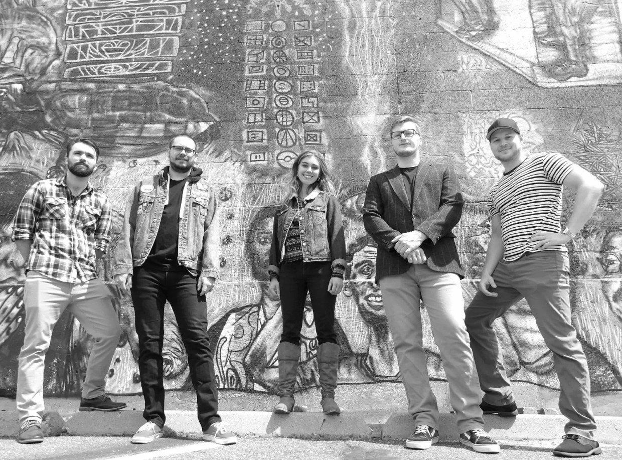 Stay Tuned: The Static Channel Makes Synth Pop-Adjacent Indie Tunes