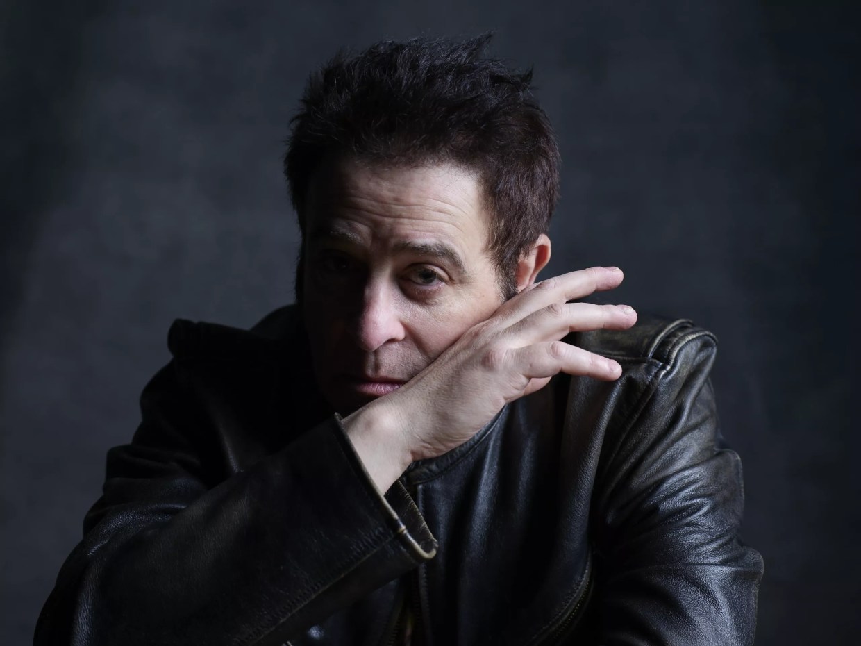 Adam Duritz of Counting Crows Never Sings a Song the Same Way Twice