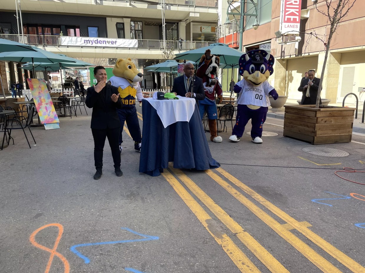 Downtown Is Back, Mayor Proclaims, Announcing Pop-Up Businesses and More