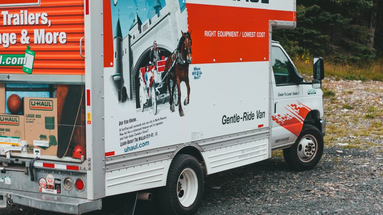 Why Transplants Win So Many Bidding Wars for Denver Houses