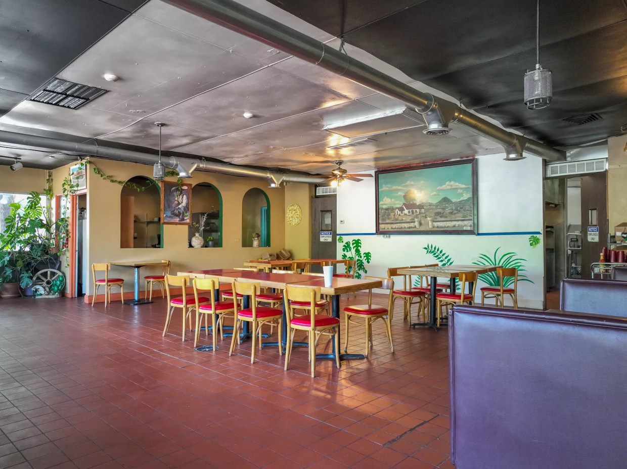 Reader: I’ll Miss La Casa de Manuel, and My Favorite Green Chile