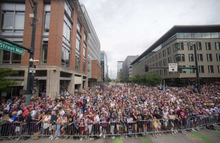 parade crowd in Denver