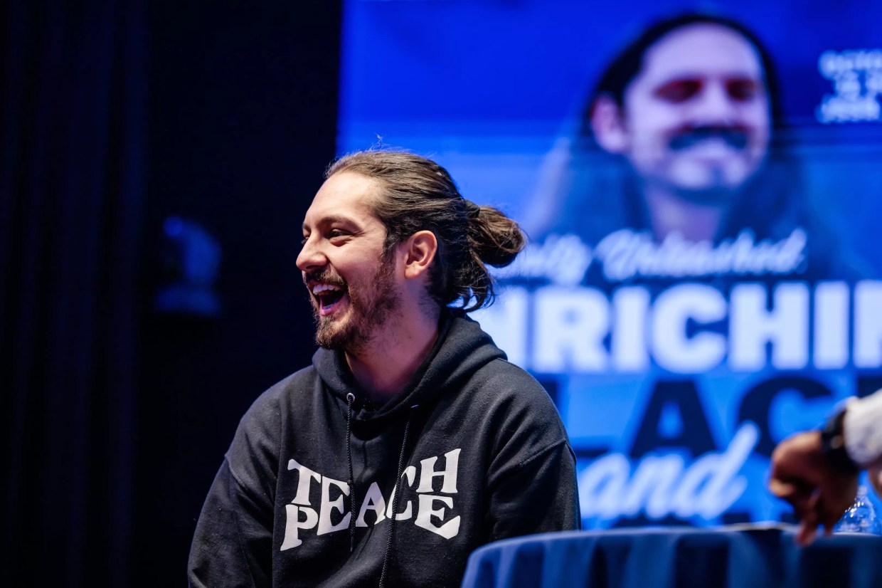 Representative Tim Hernández at a Brother to Brother event in October 2023.