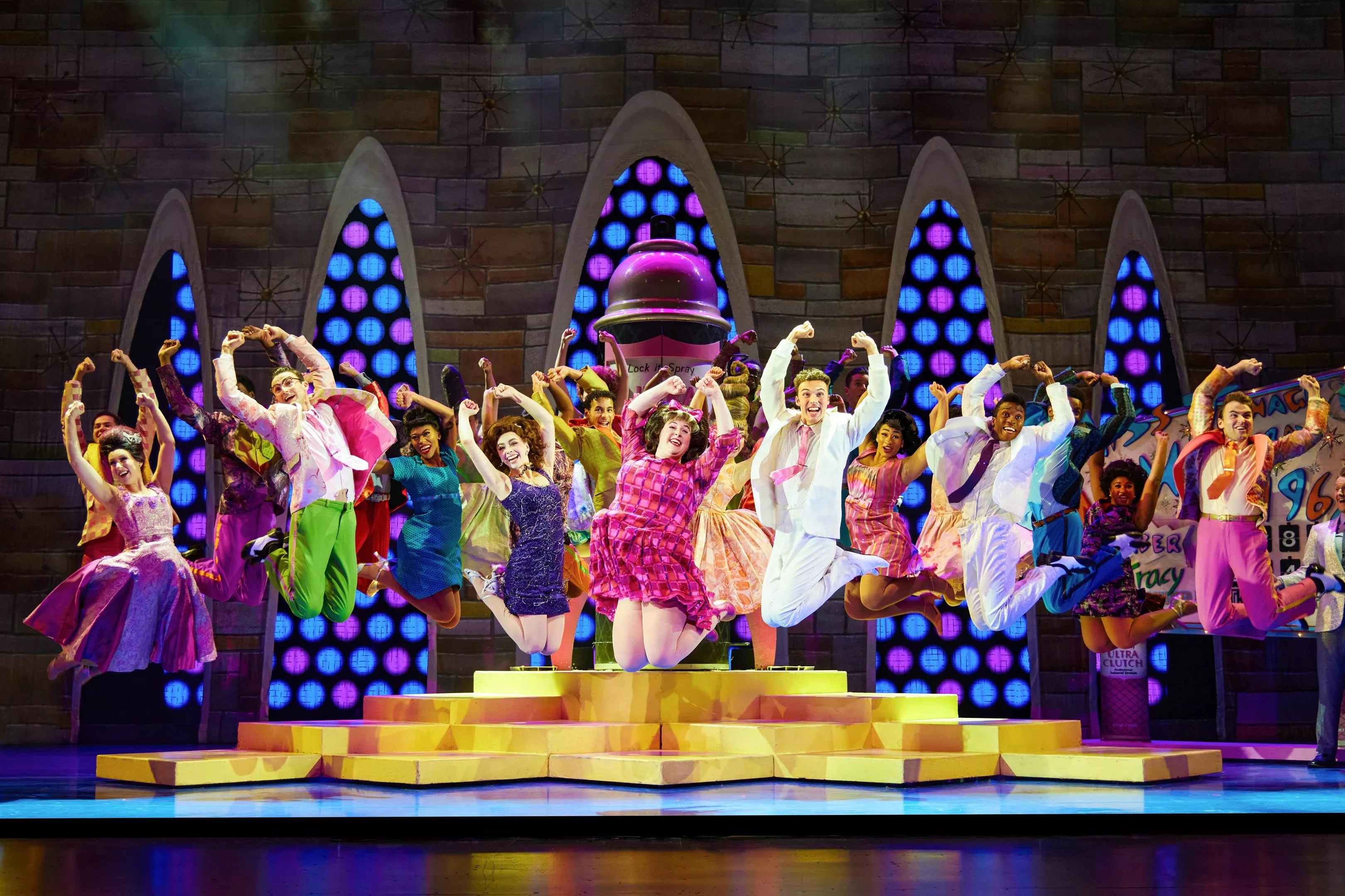 the cast of Broadway musical Hairspray on stage