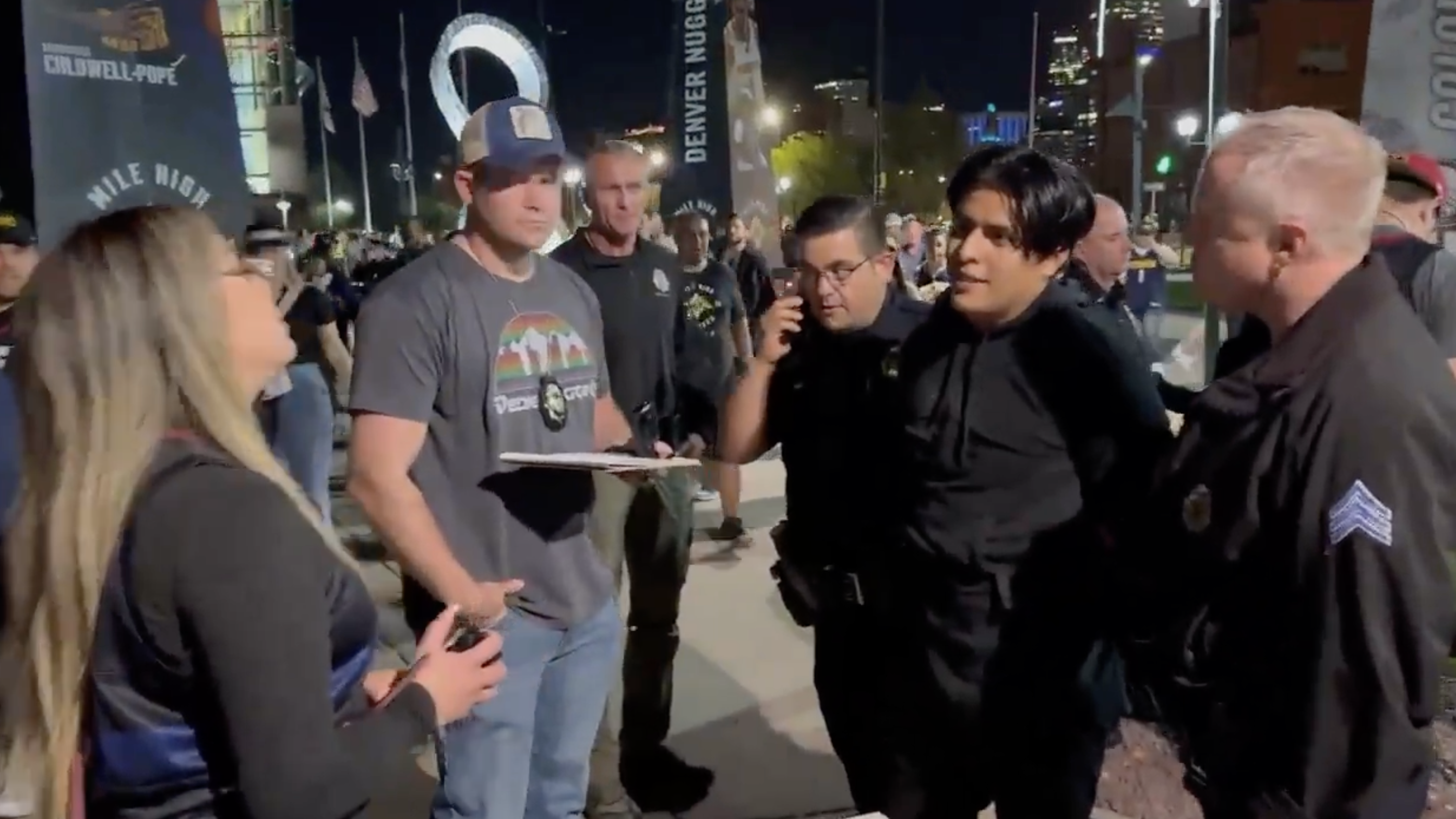 vendors talking to police