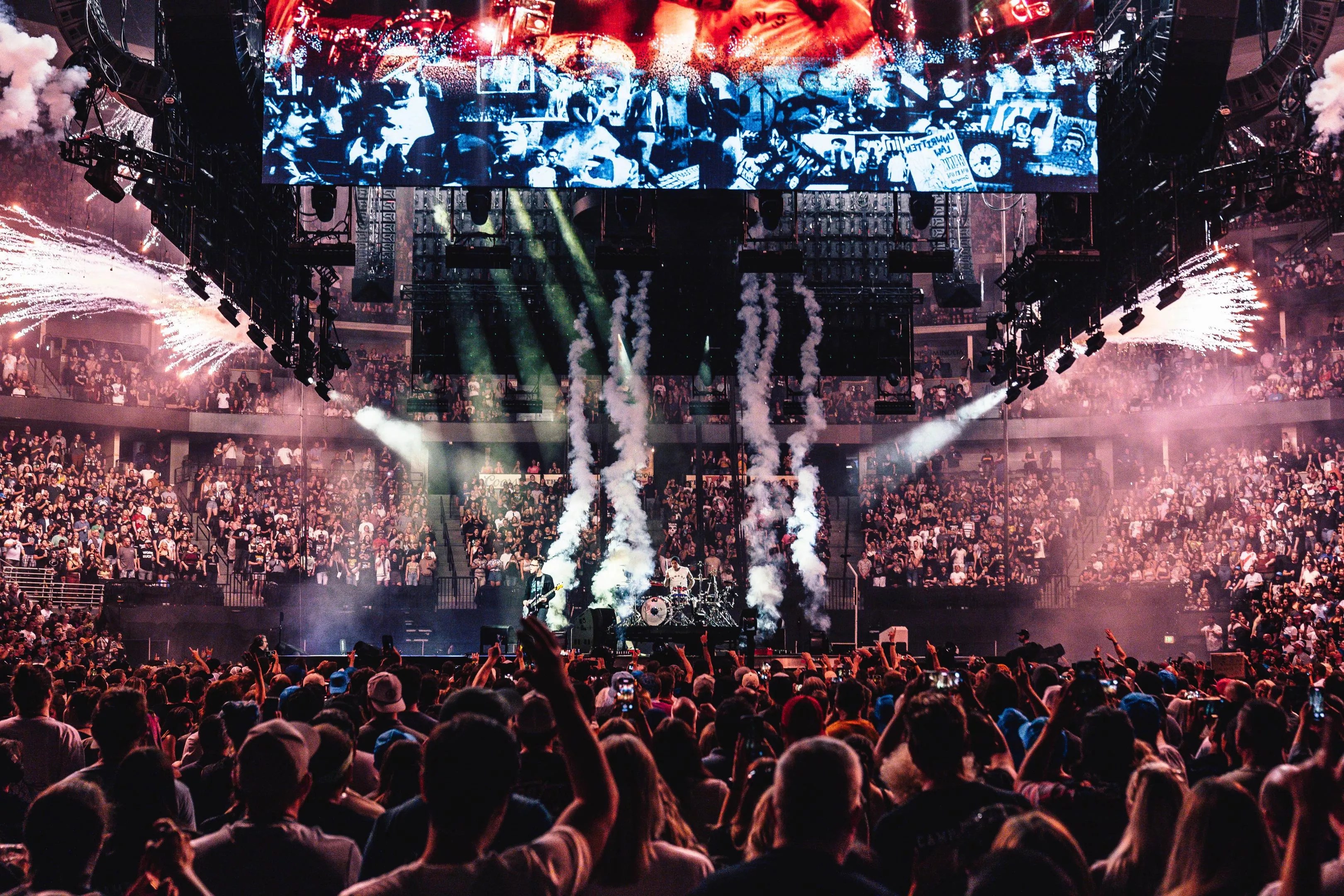 Blink-182 is touring to promote their album 'One More Time...'. Photography By: Jason Myers (@memorandum_media)