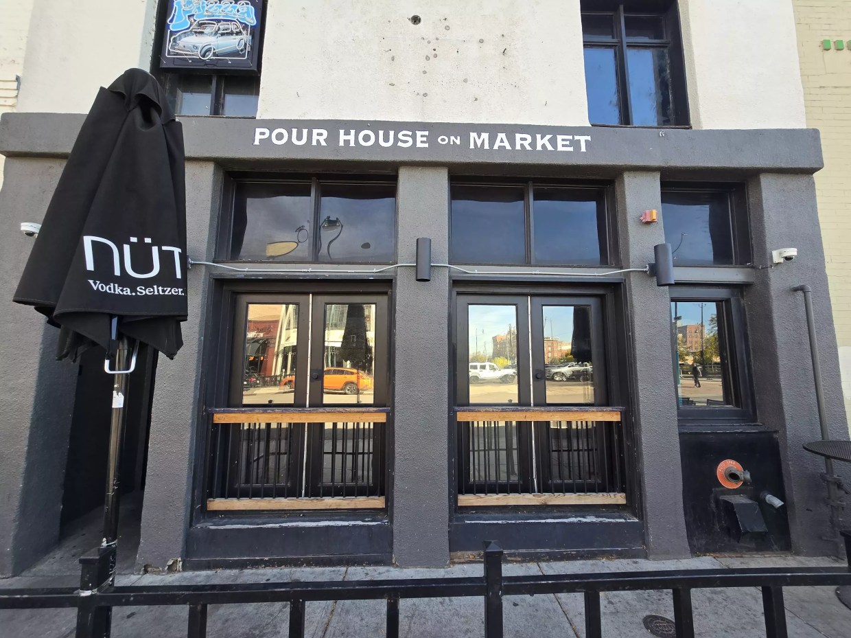 storefront of restaurant