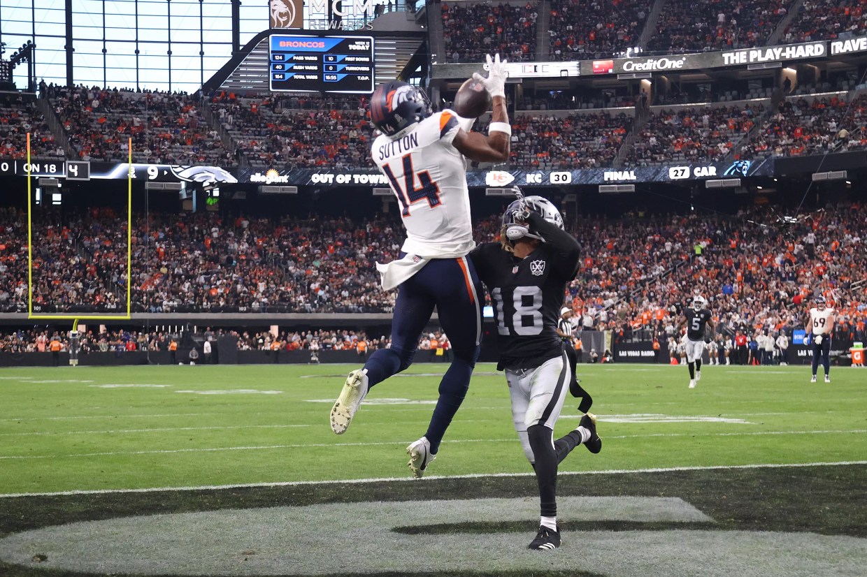Courtland Sutton catches touchdown pass against Las Vegas Raiders