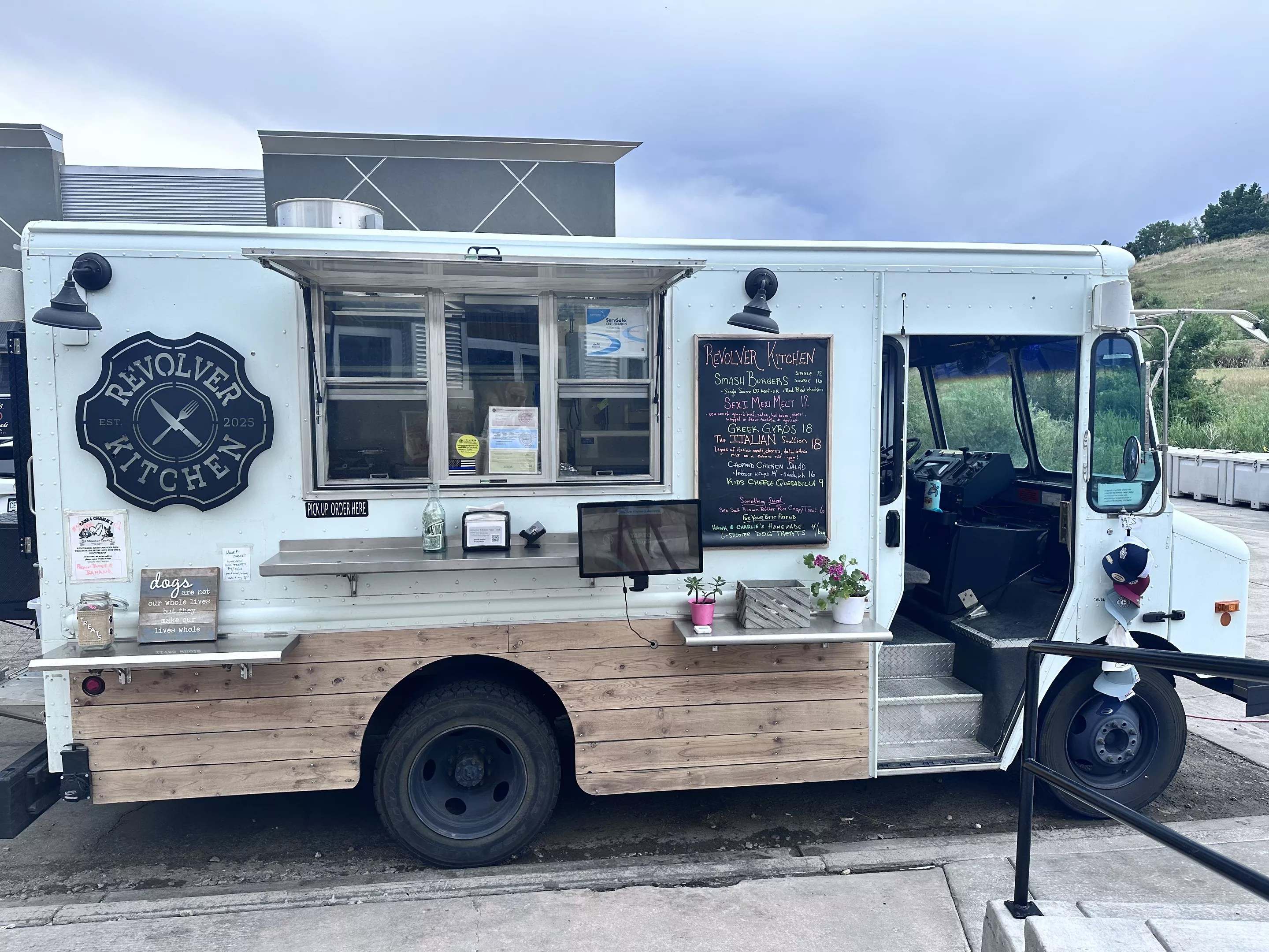 Revolver Food Truck
